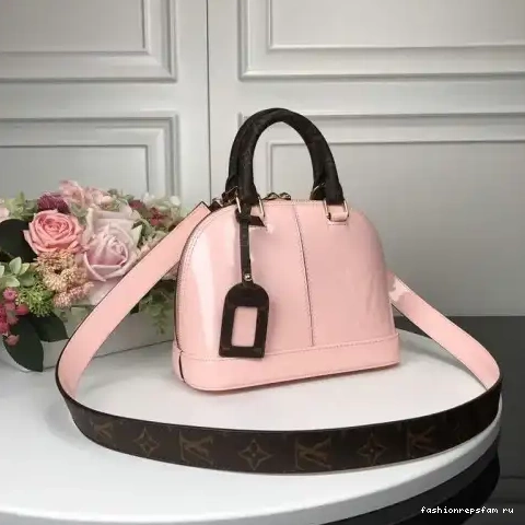 Fashionrepsfam ru Bags LV 19T1L0240 0819